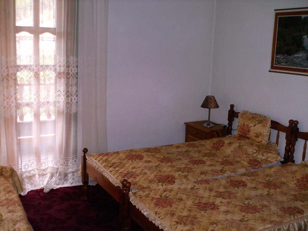 Guest House St Mariya Magdalena Devin Bagian luar foto